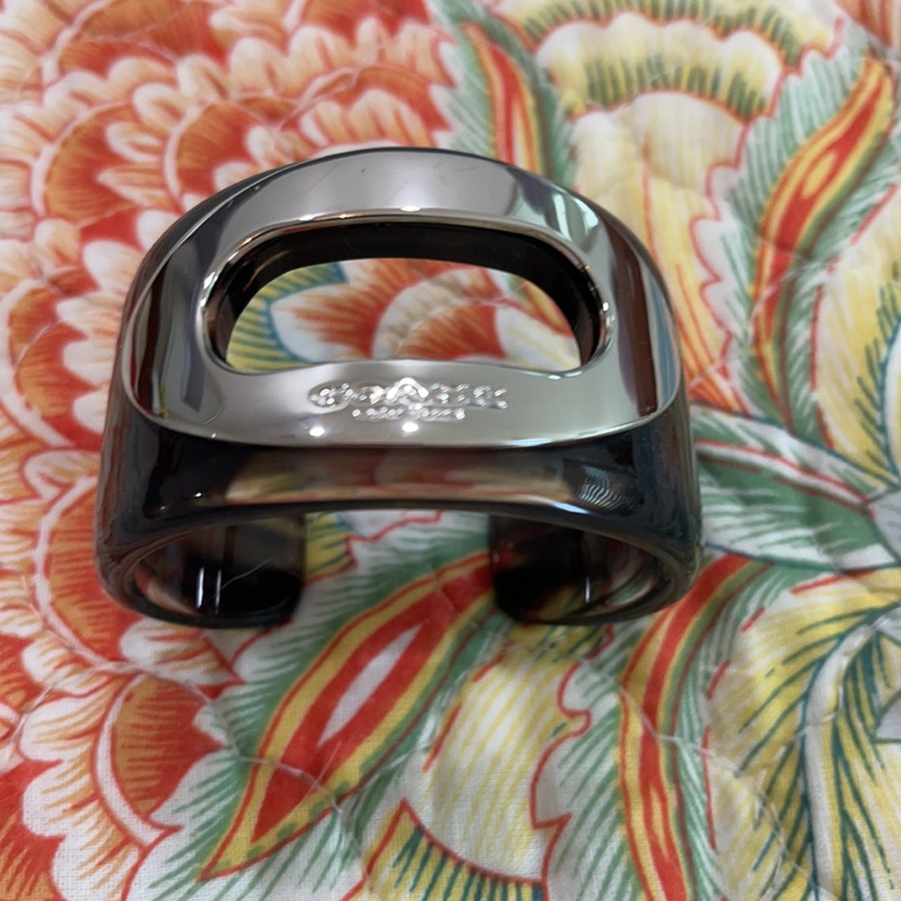 Coach Cuff - Picture 8 of 8